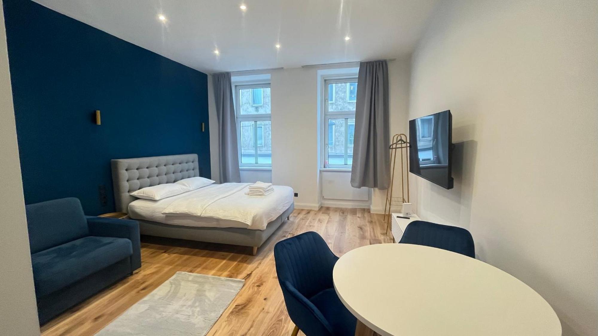 K&K Apartment Near Hauptbahnhof - Kingsize Bed Wina Bagian luar foto